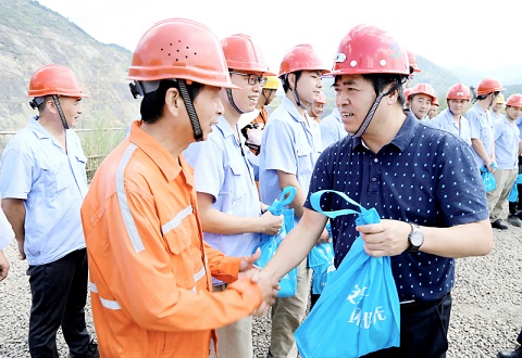 1532564543929453.jpg 2018072401_.jpg